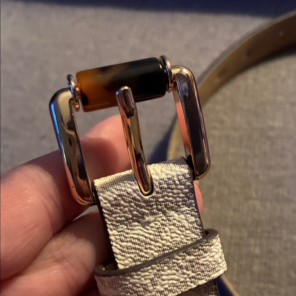 Michael Kors Beige Patterned Belt with Gold Buckle - Picture 3 of 4